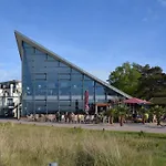 Sonnenschein Zwischen Ostseestrand Und Bodden